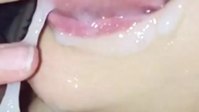 振动器变性人的女孩狗屎硬香肠 自制的口交