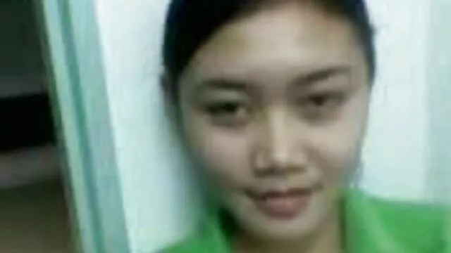 很容易说服upskir有四个 英语自制的色情片