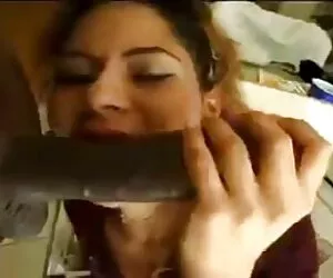 一个精疲力竭的前女友，像专业人士一样骑马。 捷克家庭狂欢5