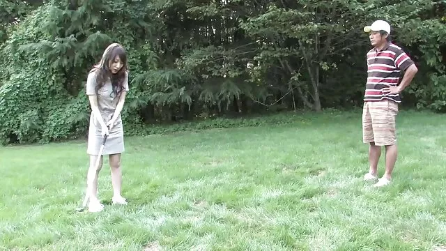 钢棒的邻居 女朋友的家做爱